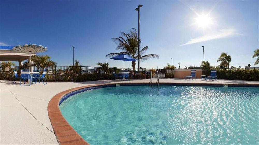 Holiday Inn Express Lake Okeechobee By Ihg Eksteriør billede