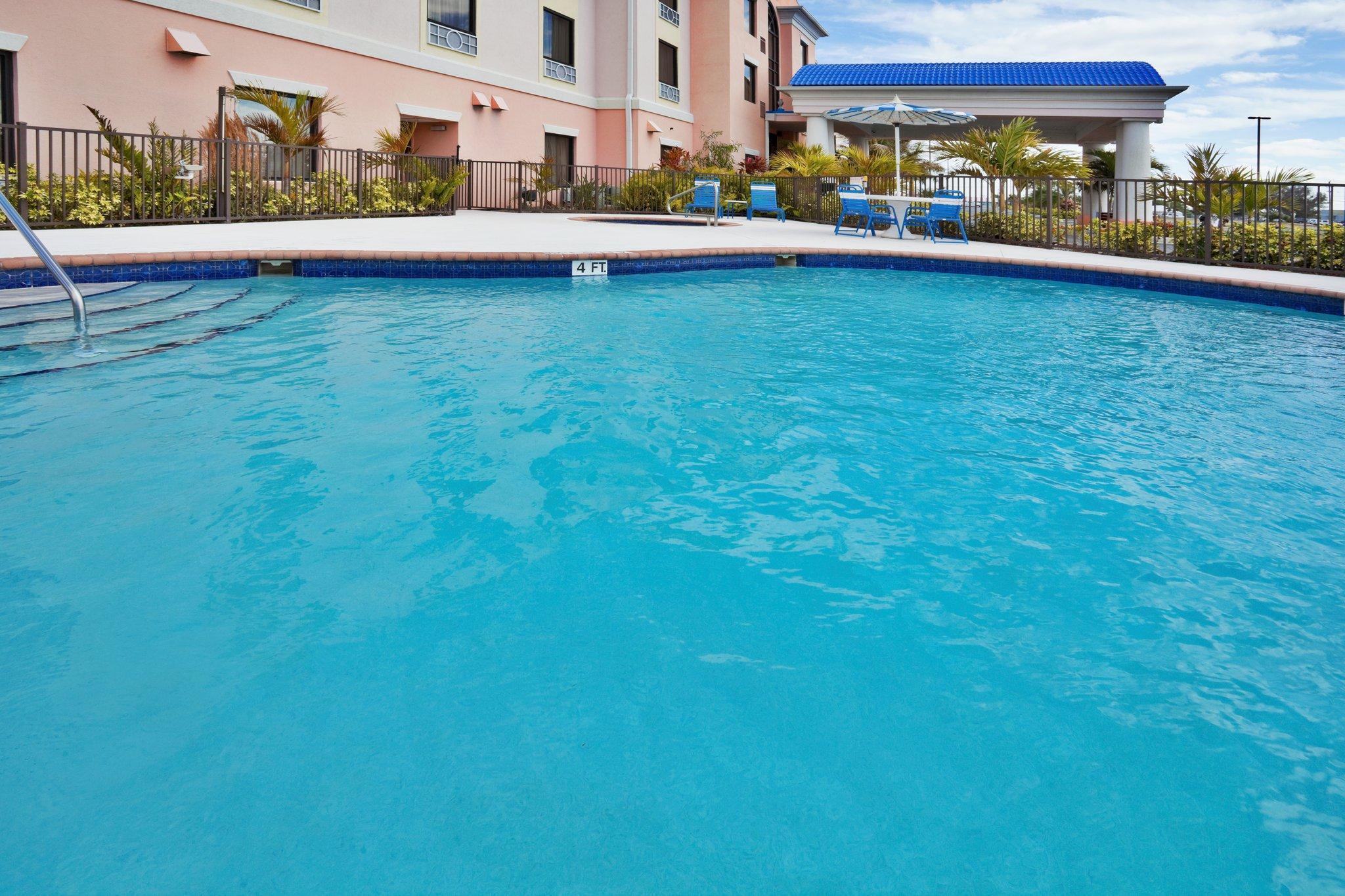 Holiday Inn Express Lake Okeechobee By Ihg Eksteriør billede